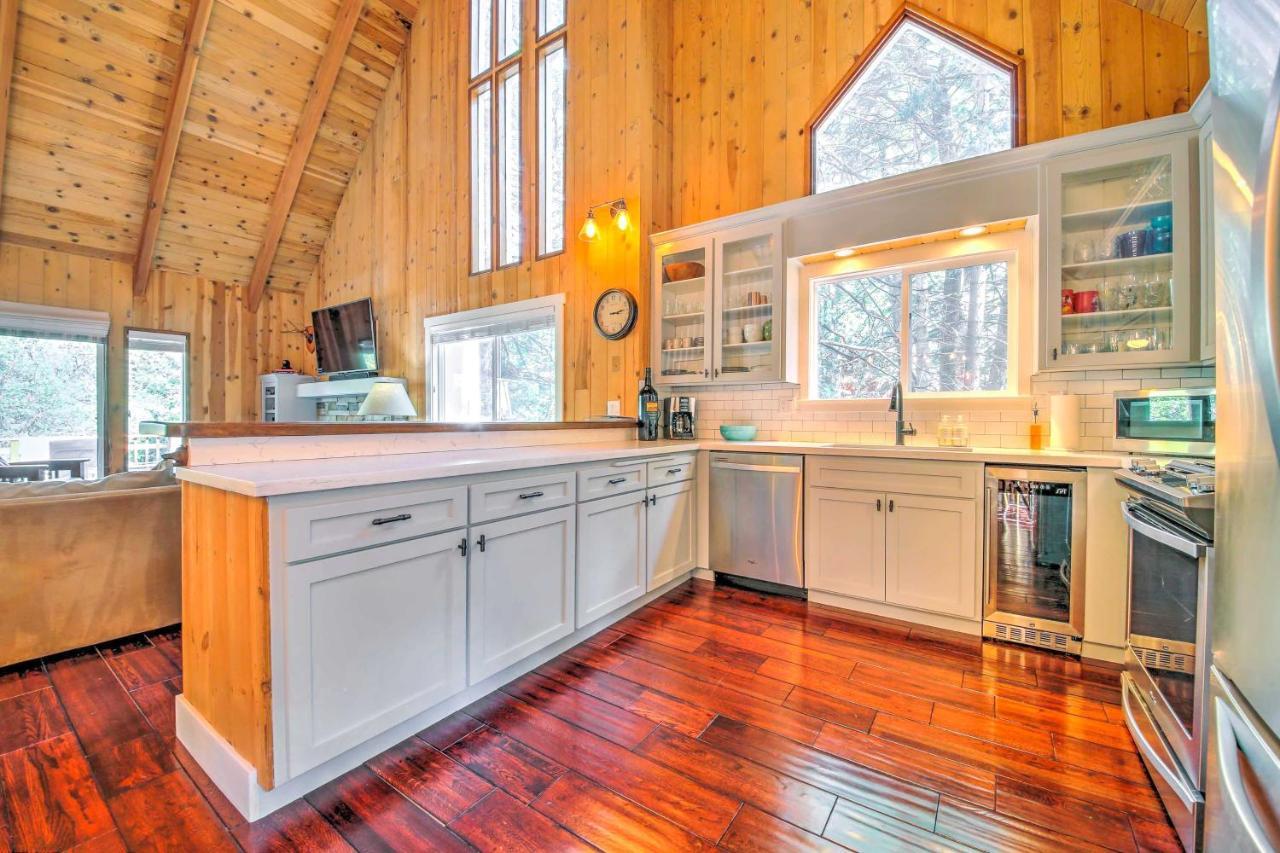 Gorgeous Lake Arrowhead Retreat Game Room And Deck ภายนอก รูปภาพ
